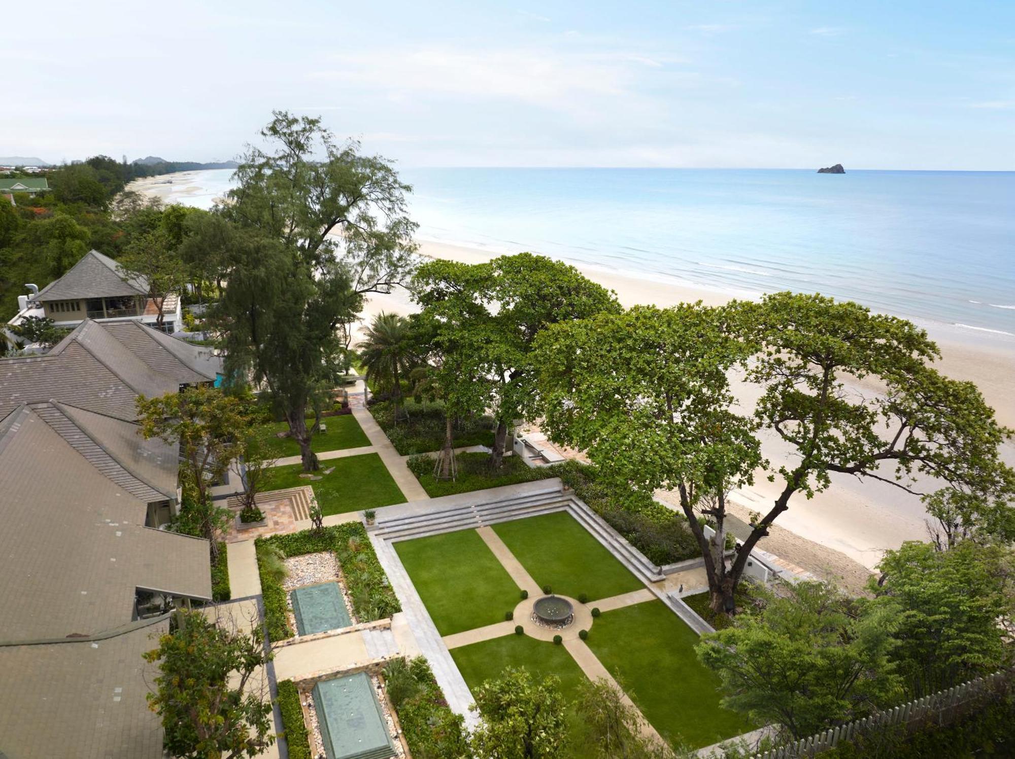 Charras Bhawan Hotel And Residences Hua Hin Exterior photo